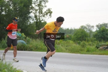 Runner Photo 2056987
