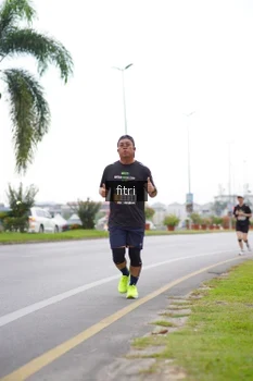 Runner Photo 2057015
