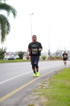 Runner Photo 2057031