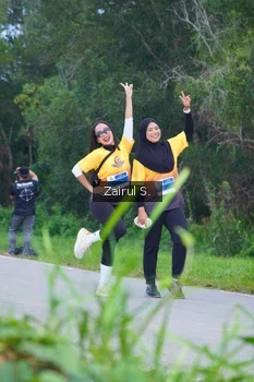 Runner Photo 2057074