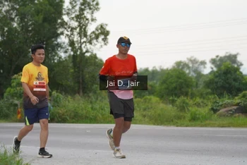 Runner Photo 2057085