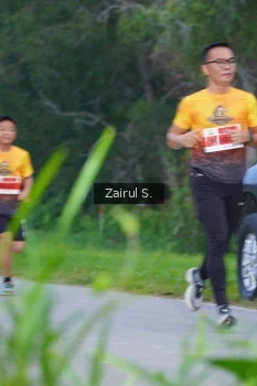 Runner Photo 2057111