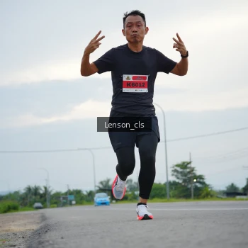 Runner Photo 2057155