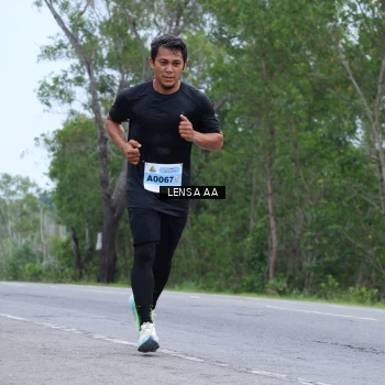 Runner Photo 2057171