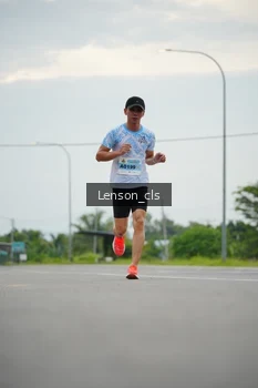 Runner Photo 2057250