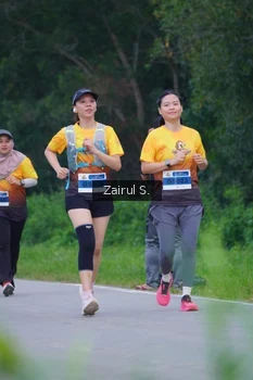 Runner Photo 2057257