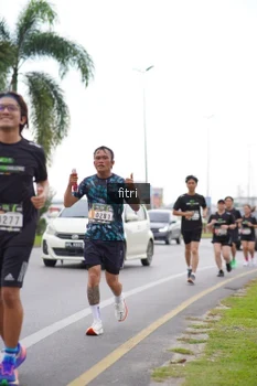 Runner Photo 2057311