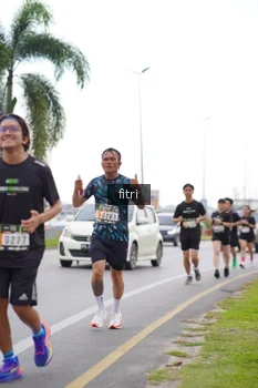 Runner Photo 2057323