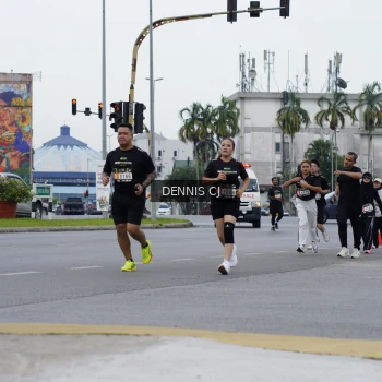 Runner Photo 2057324