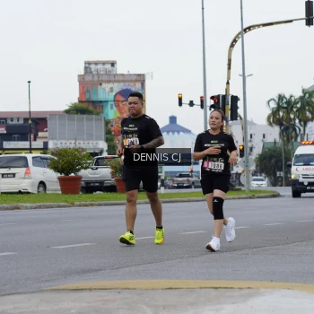 Runner Photo 2057365