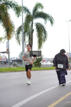 Runner Photo 2057622