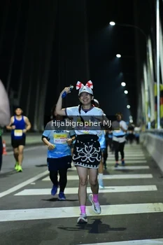 Runner Photo 2057654