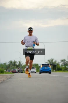 Runner Photo 2057723