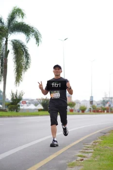 Runner Photo 2057831