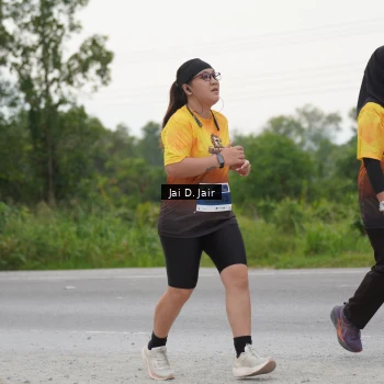 Runner Photo 2057841