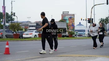 Runner Photo 2057875