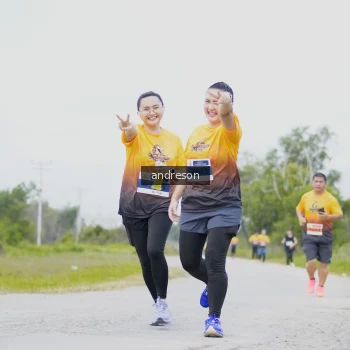 Runner Photo 2057900