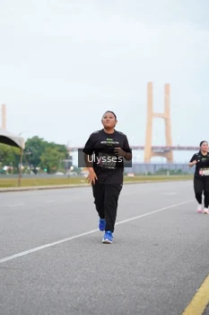Runner Photo 2057945