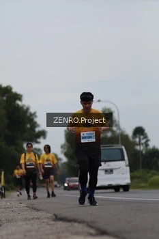 Runner Photo 2057979