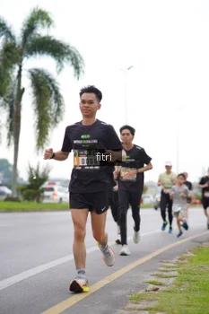 Runner Photo 2058083