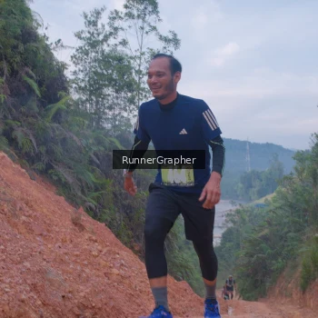 Runner Photo 2058115