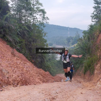 Runner Photo 2058135