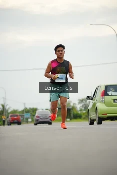 Runner Photo 2058160