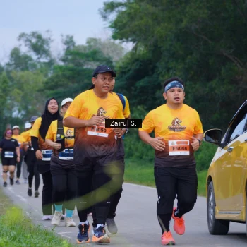 Runner Photo 2058234