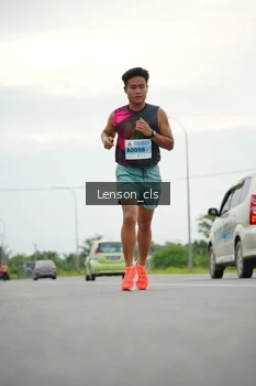 Runner Photo 2058280