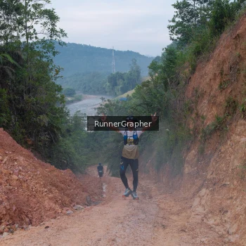 Runner Photo 2058425