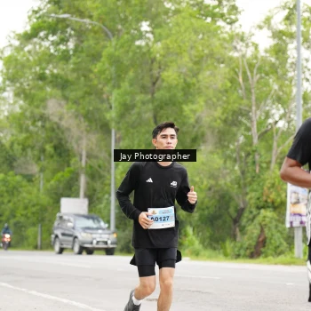 Runner Photo 2058460