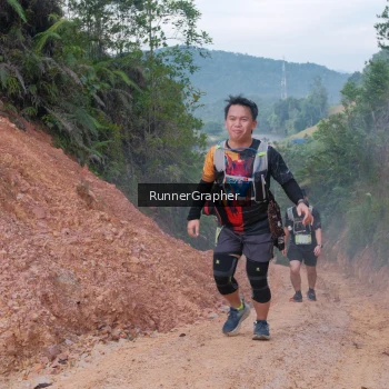 Runner Photo 2058841