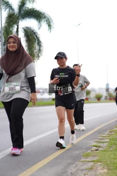 Runner Photo 2058842