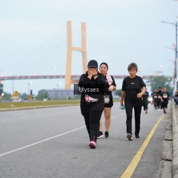 Runner Photo 2058843