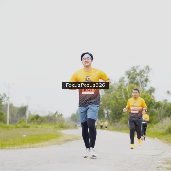 Runner Photo 2058853