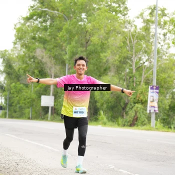 Runner Photo 2058859
