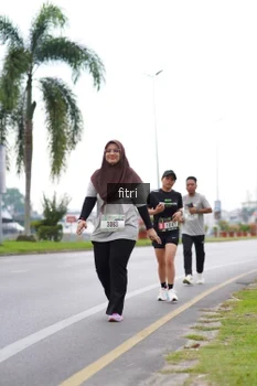 Runner Photo 2058874