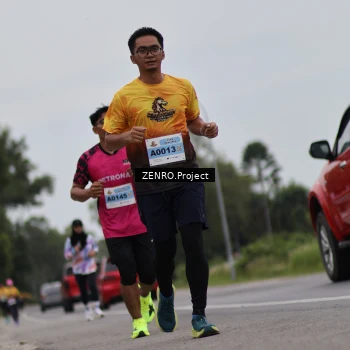 Runner Photo 2058887