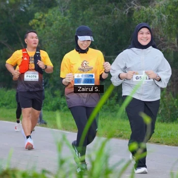 Runner Photo 2058901