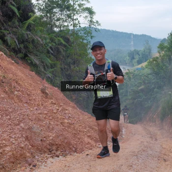 Runner Photo 2058936
