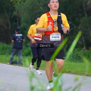 Runner Photo 2058941