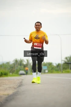 Runner Photo 2059087