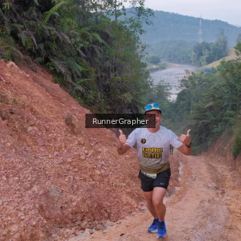 Runner Photo 2059113