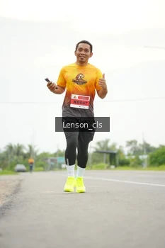 Runner Photo 2059136