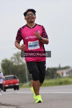Runner Photo 2059191