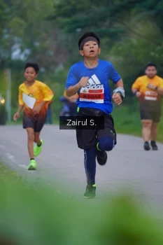 Runner Photo 2059451