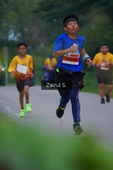 Runner Photo 2059460