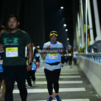 Runner Photo 2059584