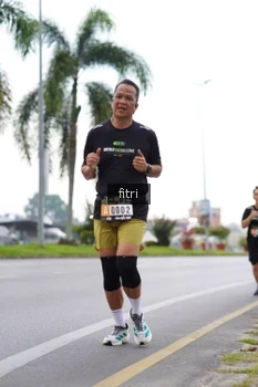 Runner Photo 2059683
