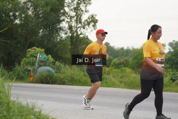 Runner Photo 2059871